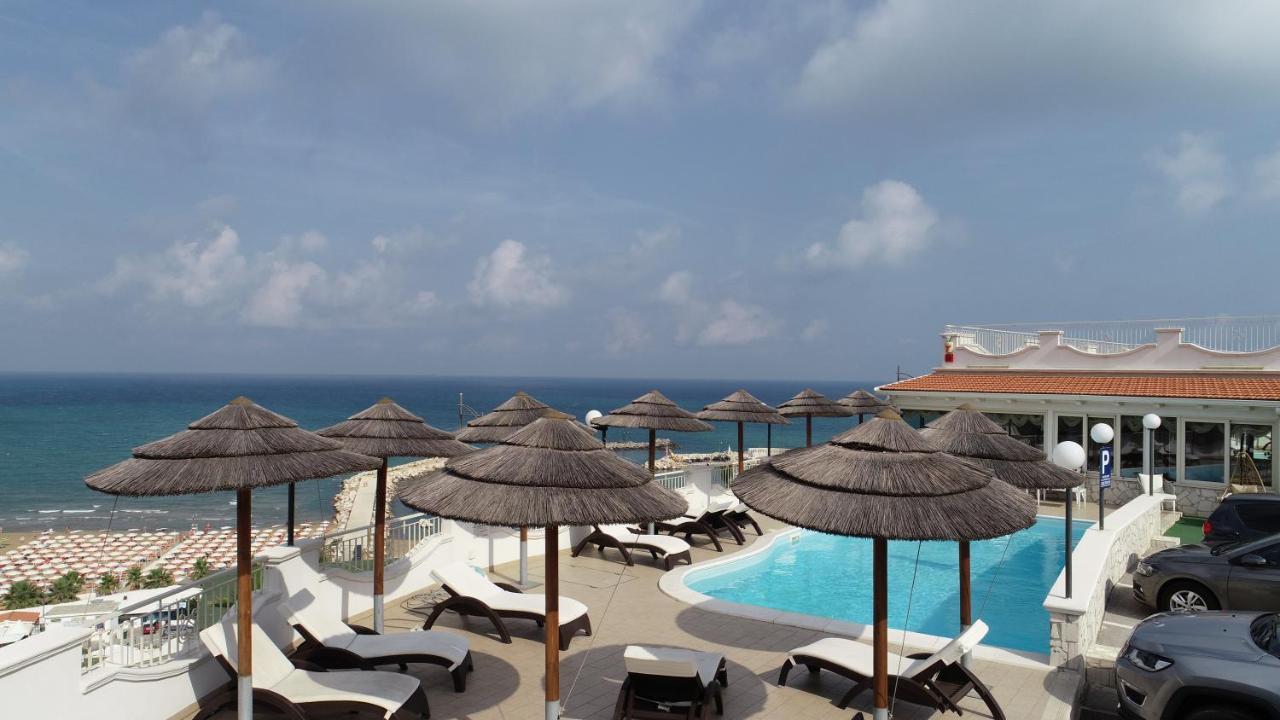 Hotel Incanto Peschici Luaran gambar